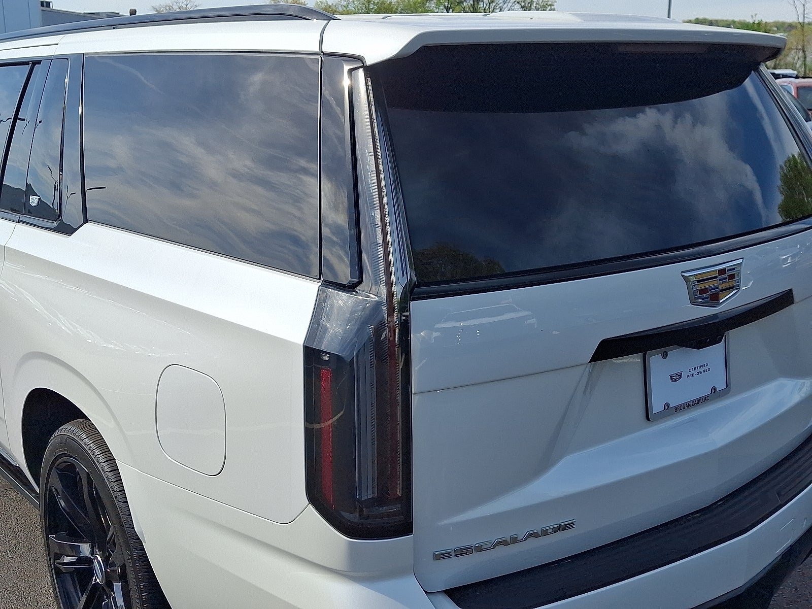 2025 Cadillac Escalade ESV Sport Platinum