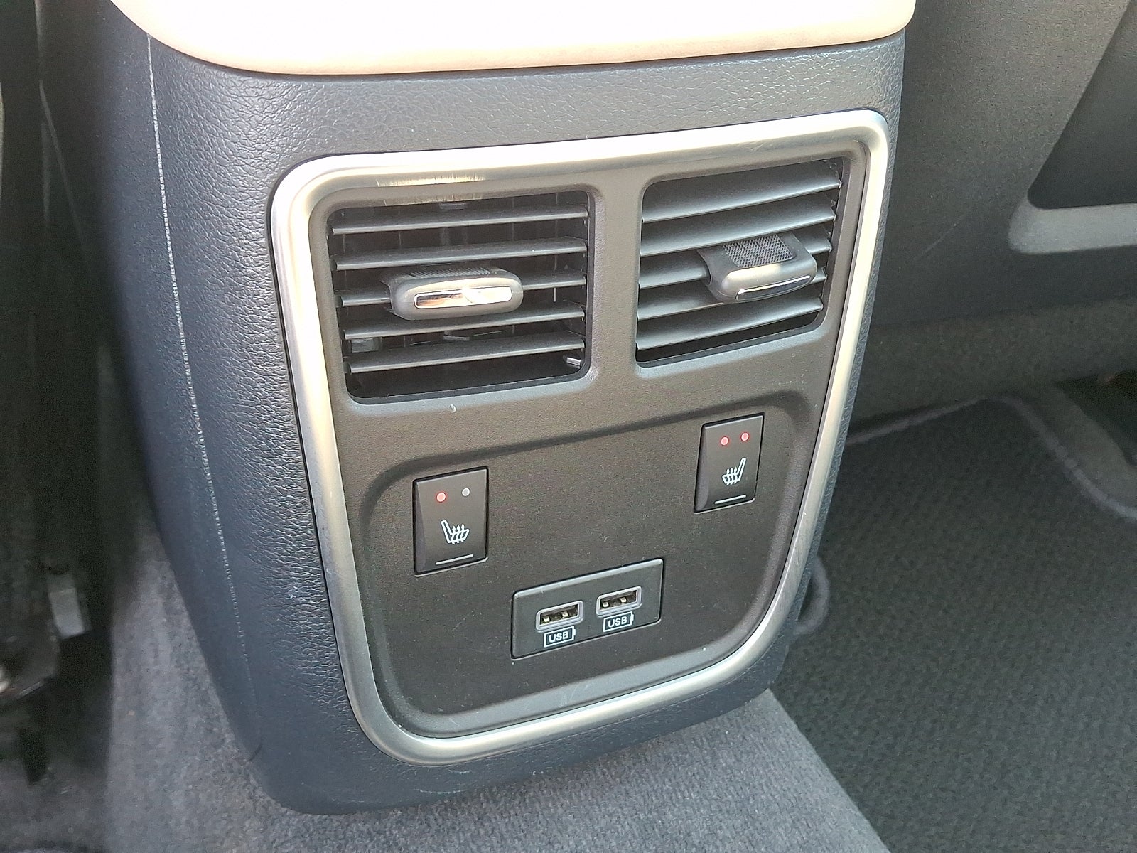 2016 Chrysler 300C Platinum AWD