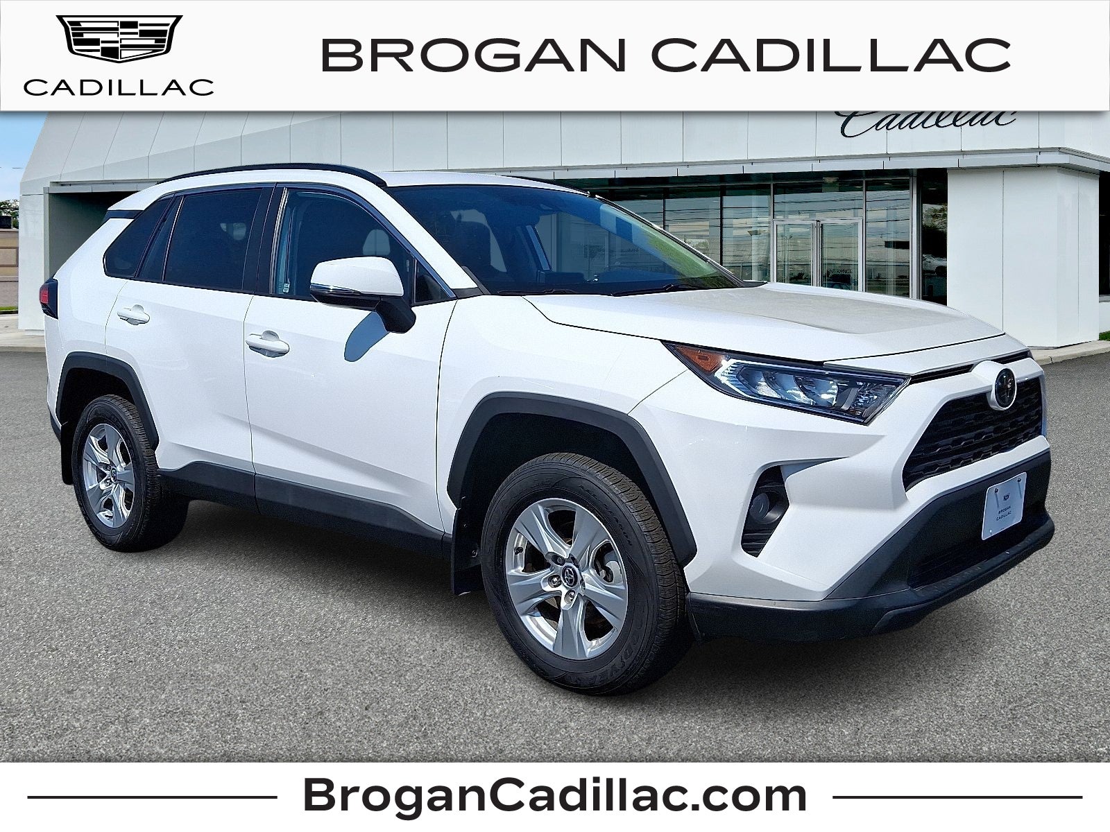 2020 Toyota RAV4 XLE