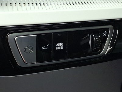 2025 Cadillac OPTIQ Sport 2