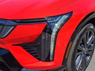 2025 Cadillac OPTIQ Sport 2
