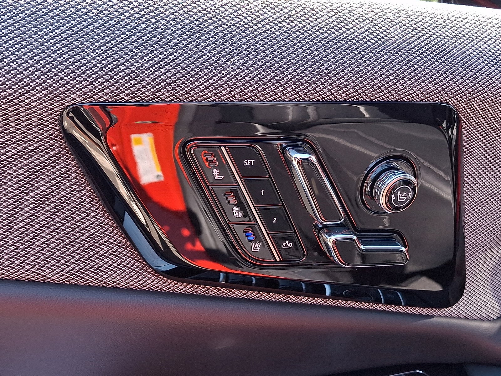2025 Cadillac OPTIQ Sport 2