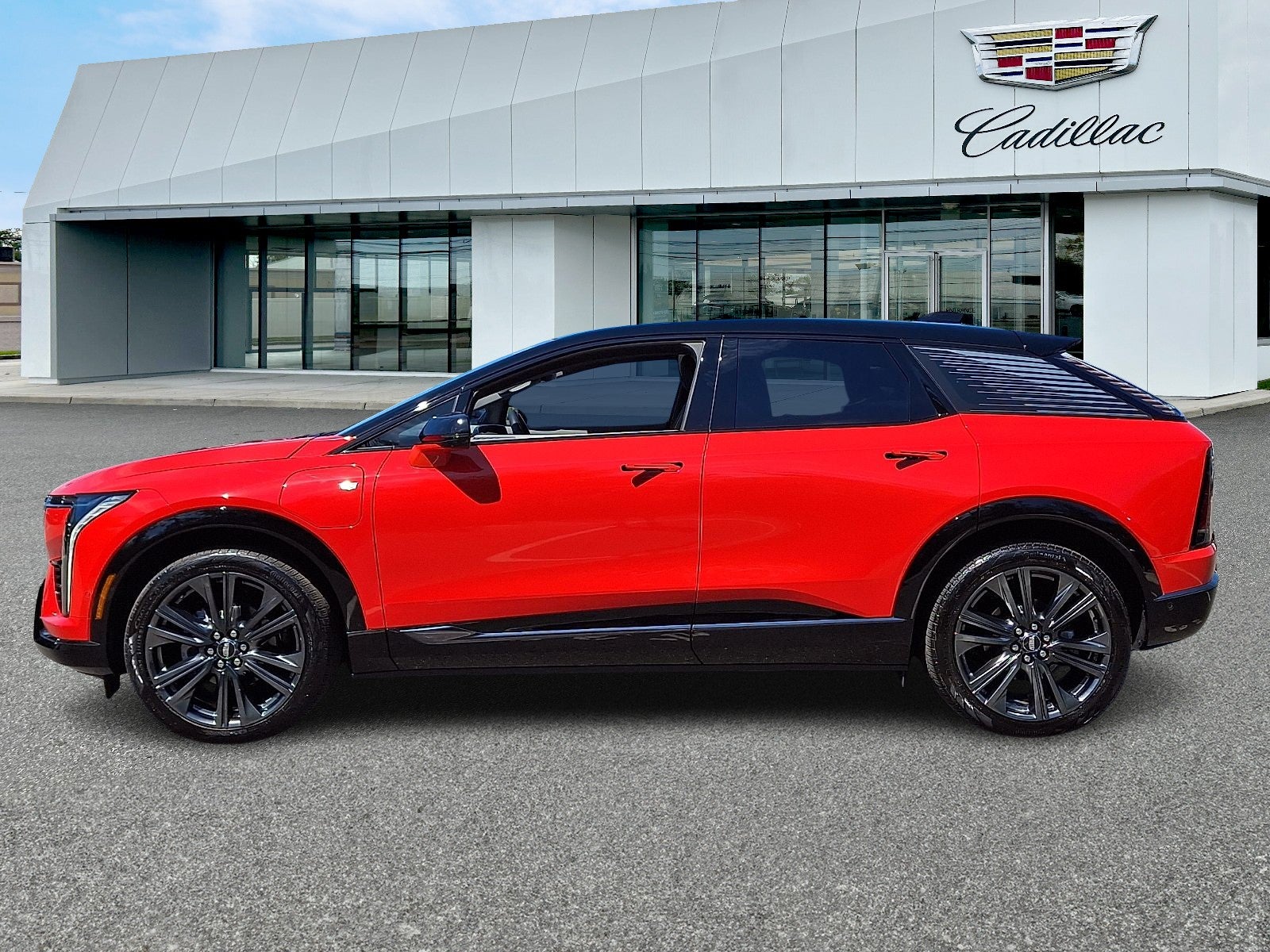 2025 Cadillac OPTIQ Sport 2
