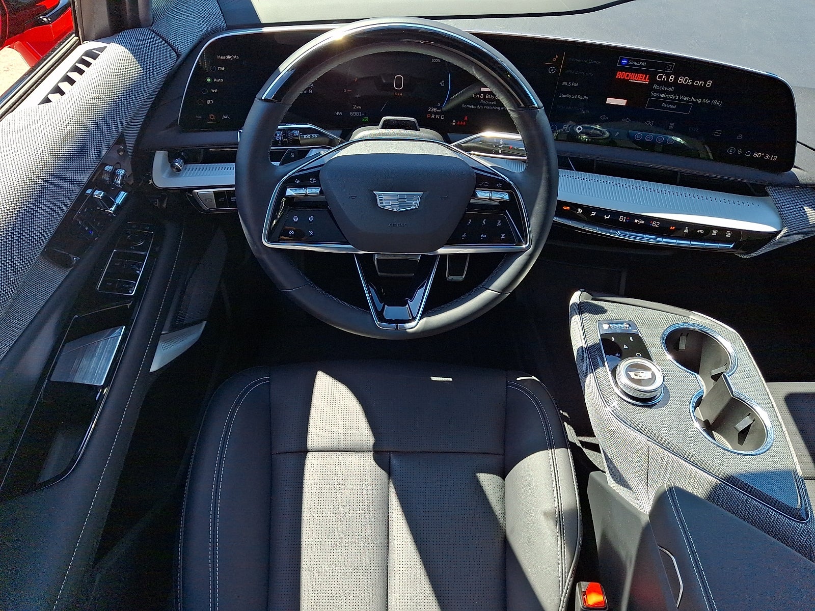 2025 Cadillac OPTIQ Sport 2