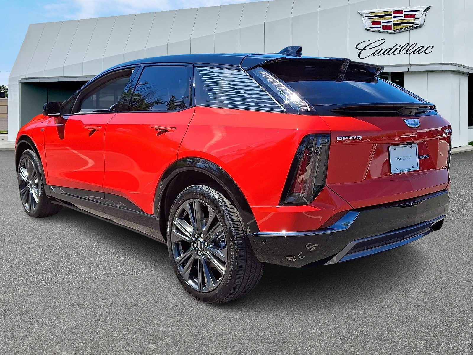 2025 Cadillac OPTIQ Sport 2