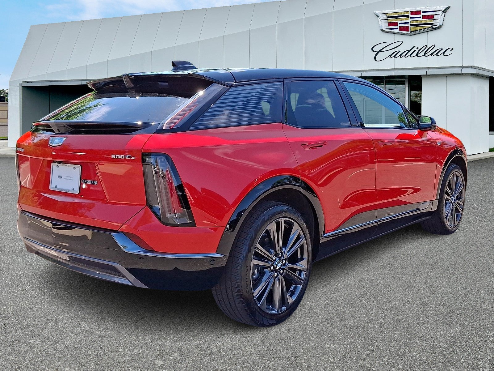 2025 Cadillac OPTIQ Sport 2