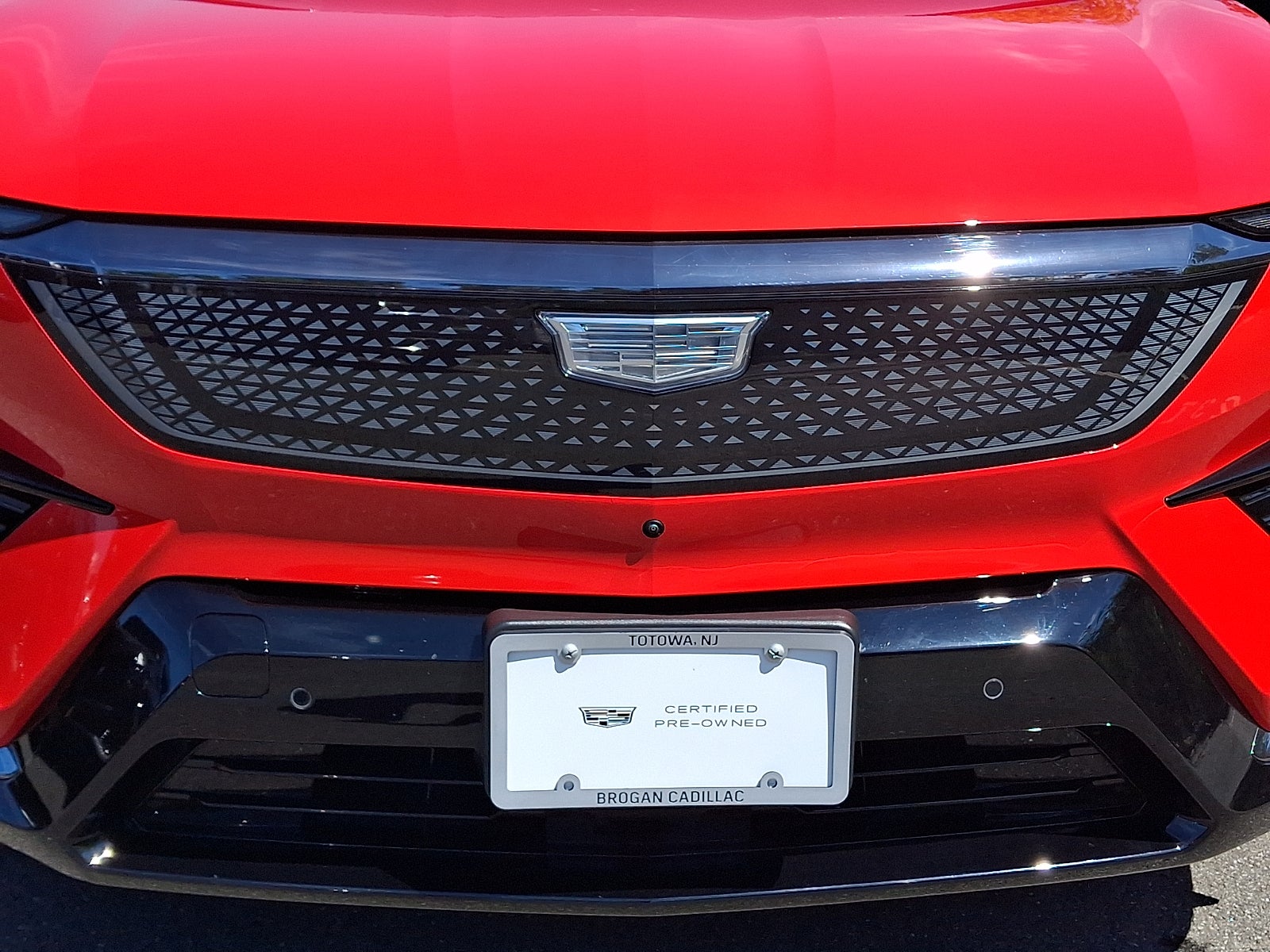 2025 Cadillac OPTIQ Sport 2