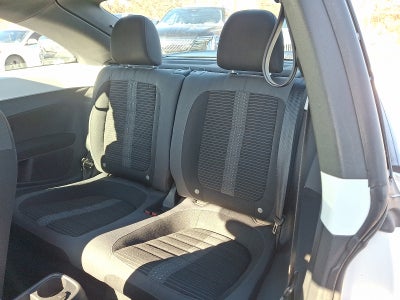 2012 Volkswagen Beetle 2.0T Turbo PZEV