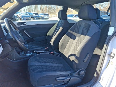 2012 Volkswagen Beetle 2.0T Turbo PZEV