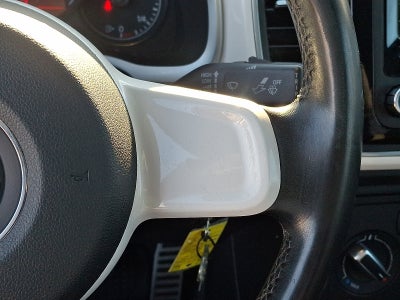 2012 Volkswagen Beetle 2.0T Turbo PZEV