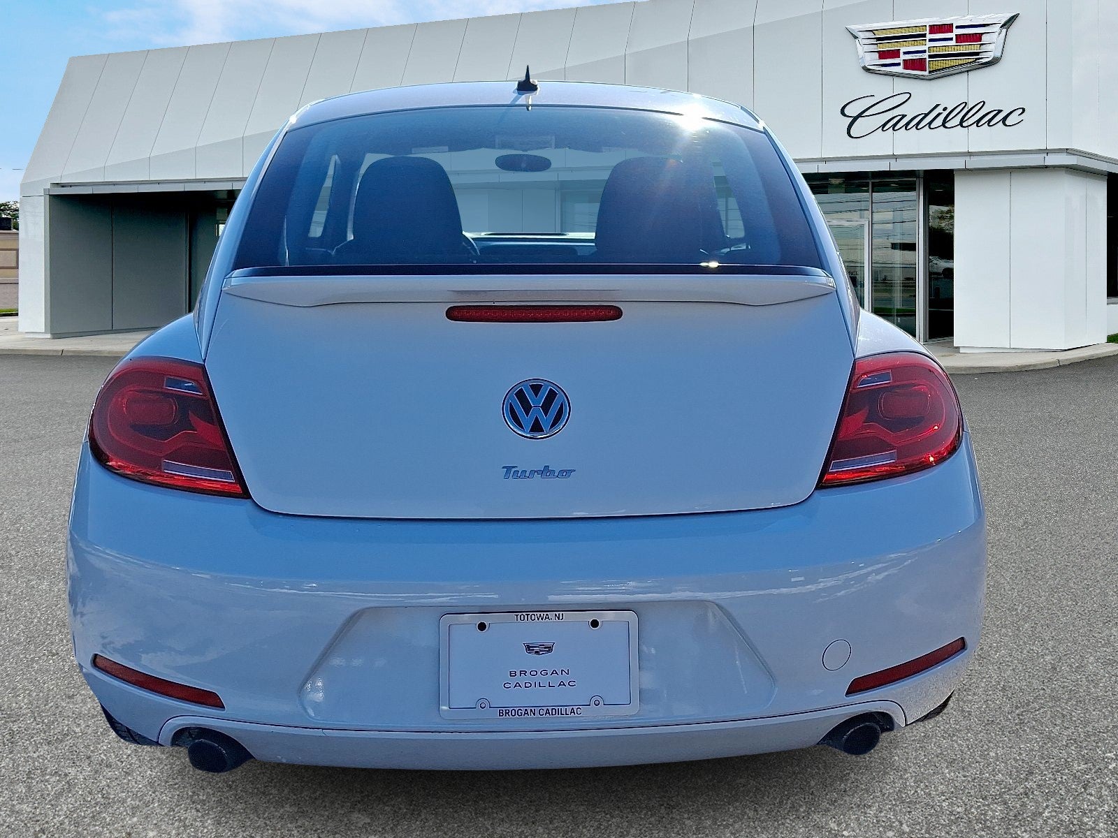 2012 Volkswagen Beetle 2.0T Turbo PZEV
