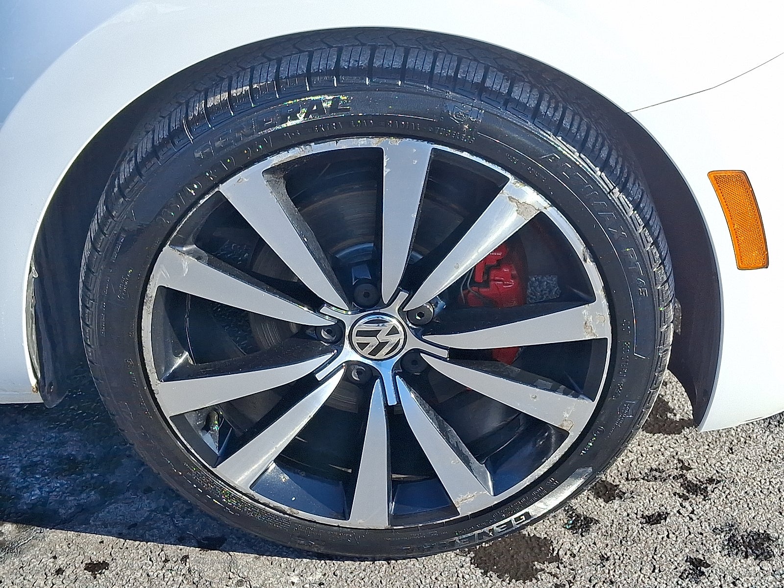 2012 Volkswagen Beetle 2.0T Turbo PZEV