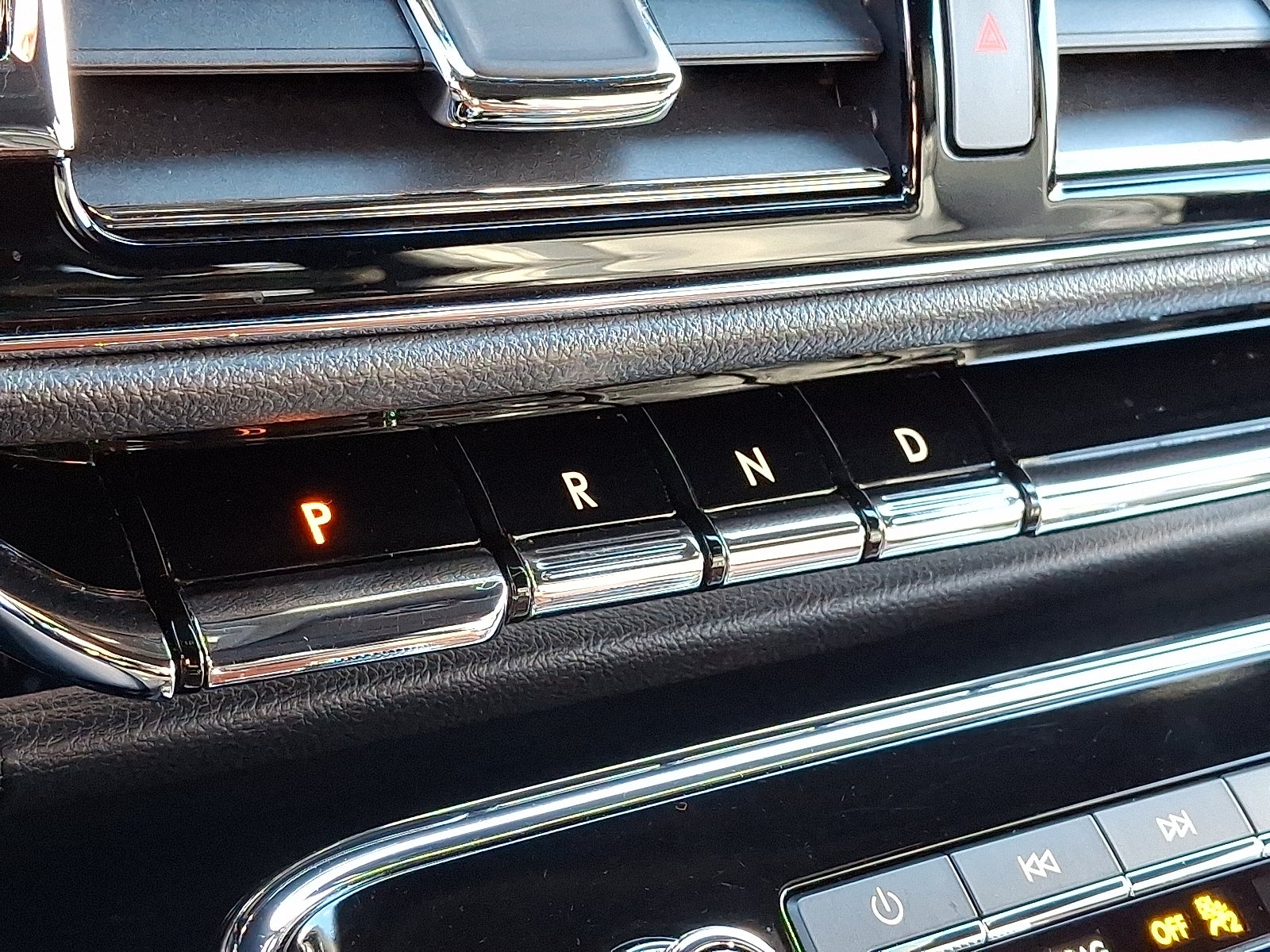 2024 Lincoln Navigator Premiere L