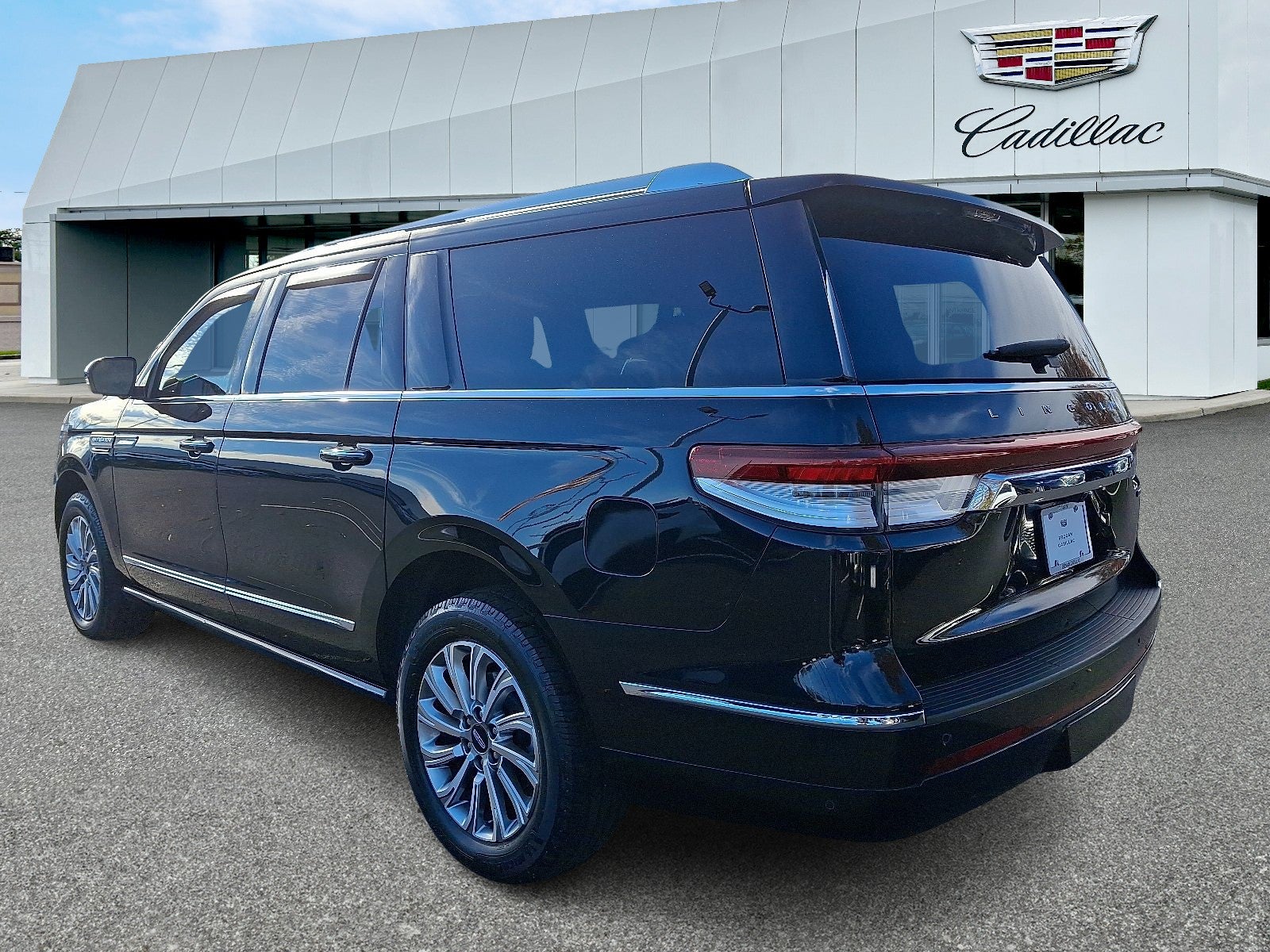 2024 Lincoln Navigator Premiere L