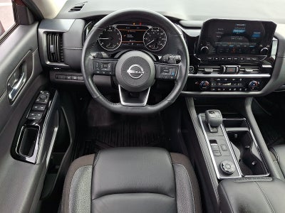 2023 Nissan Pathfinder SL 4WD