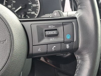2023 Nissan Pathfinder SL 4WD