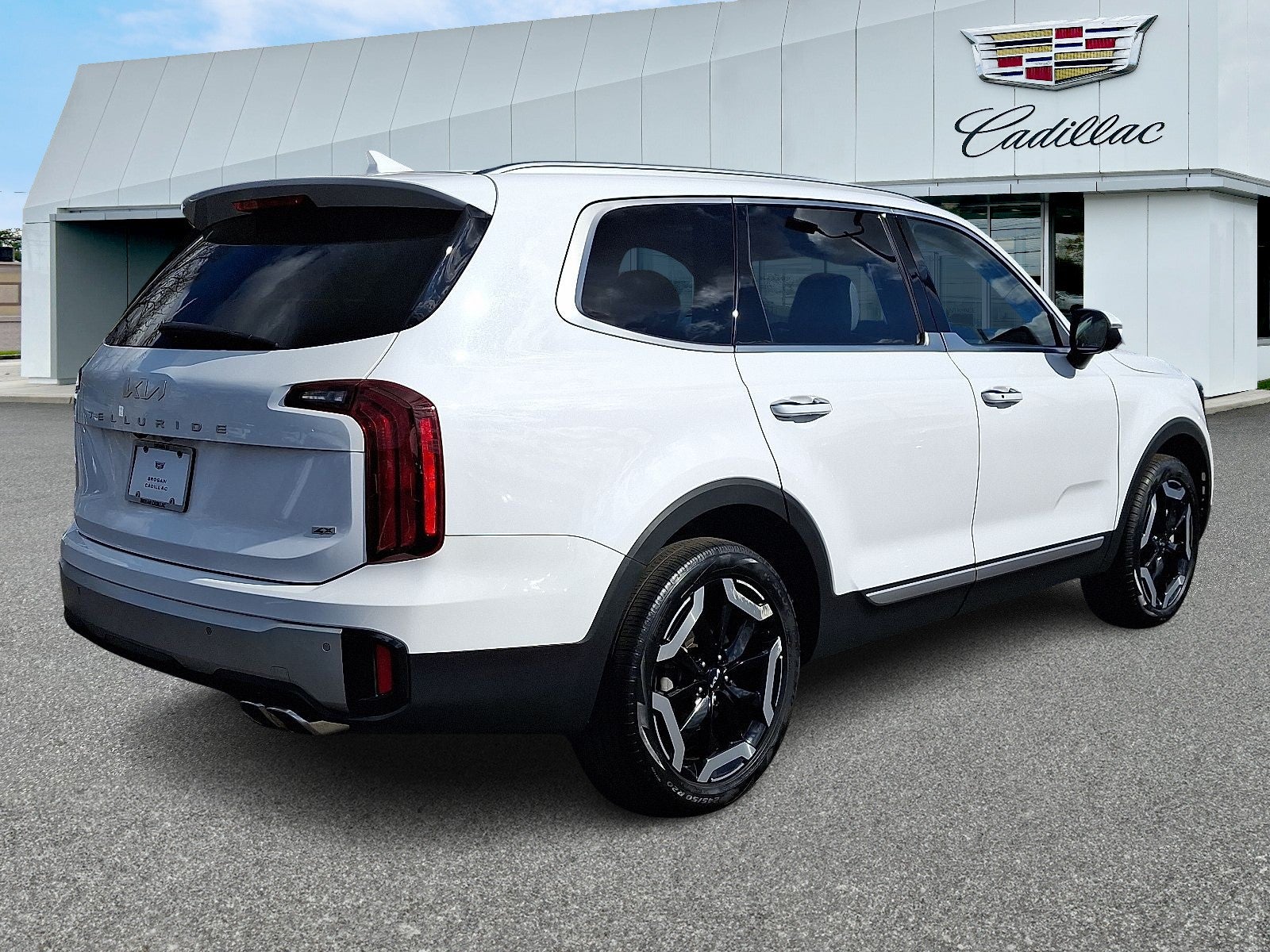 2023 Kia Telluride S