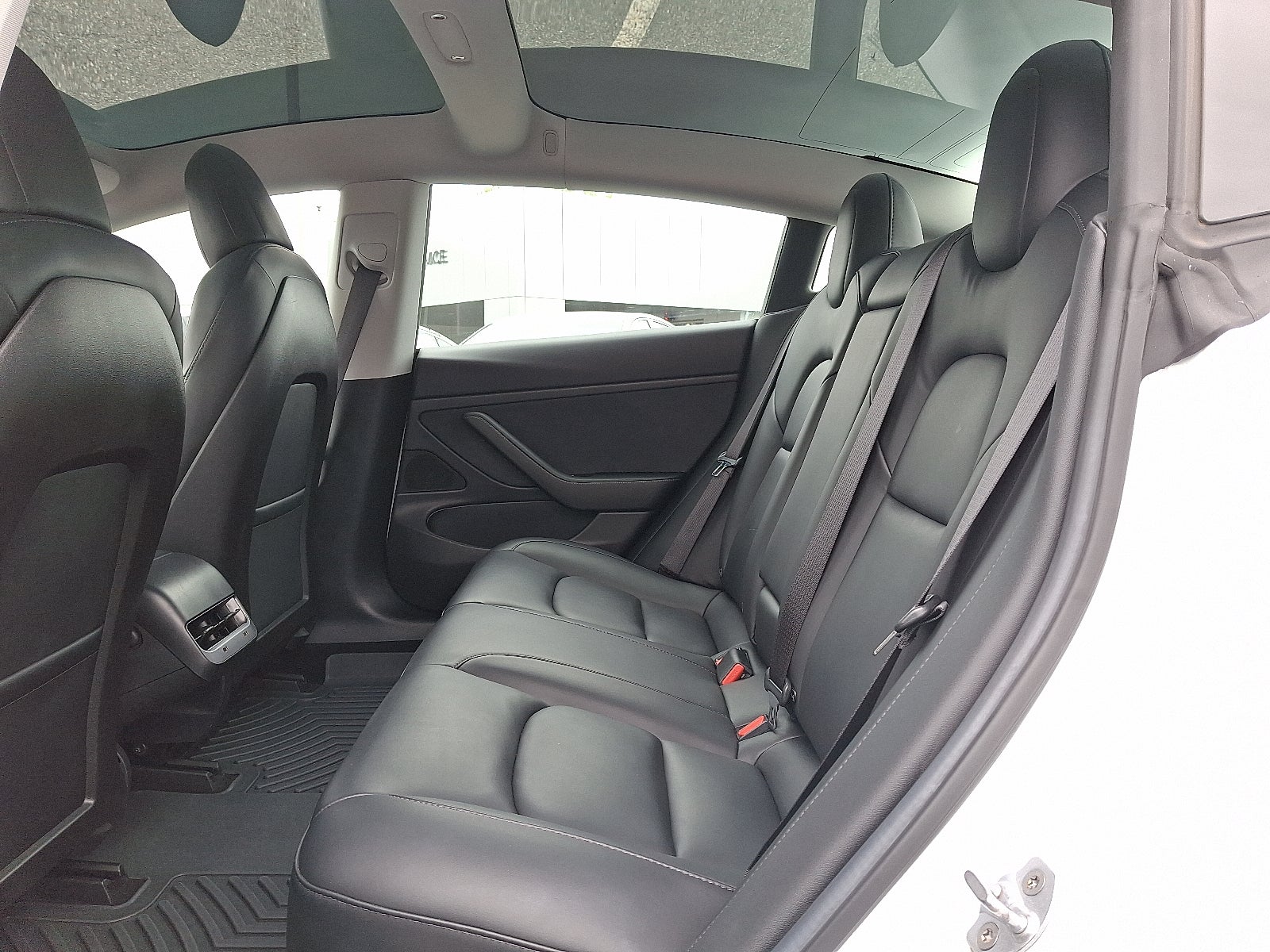 2019 Tesla Model 3 Performance