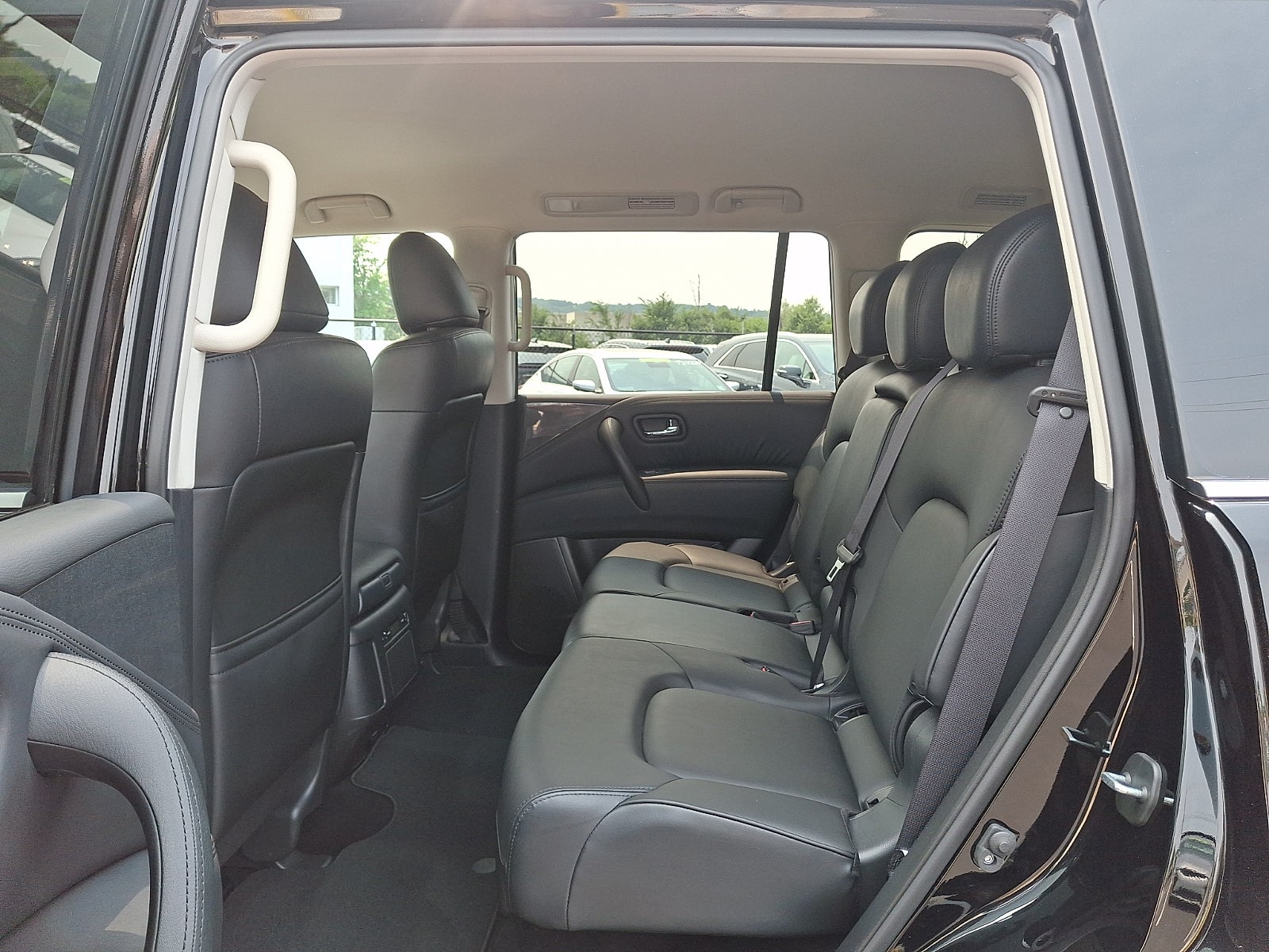 2024 Nissan Armada SV 4WD