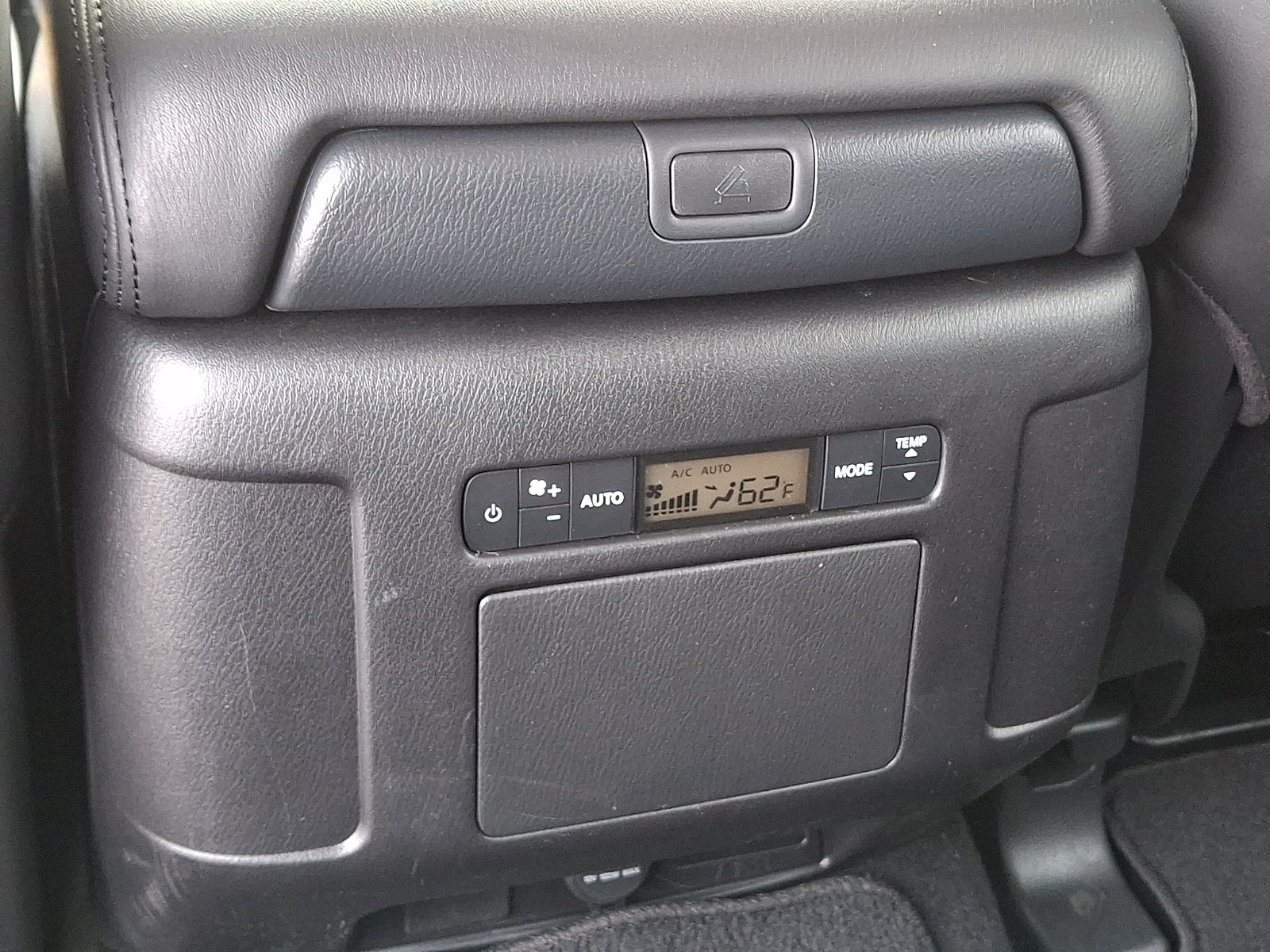 2024 Nissan Armada SV 4WD