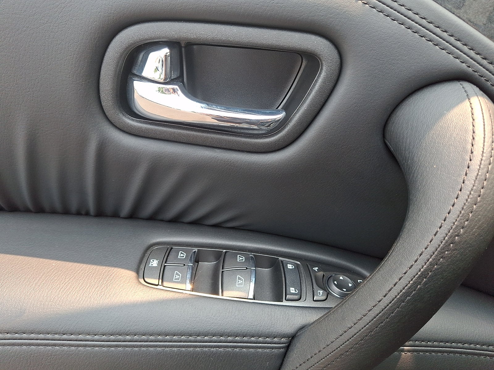 2024 Nissan Armada SV 4WD