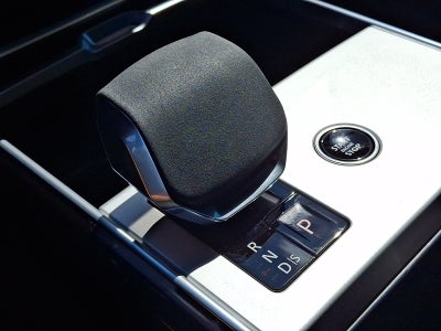 2024 Land Rover Range Rover P530 SE
