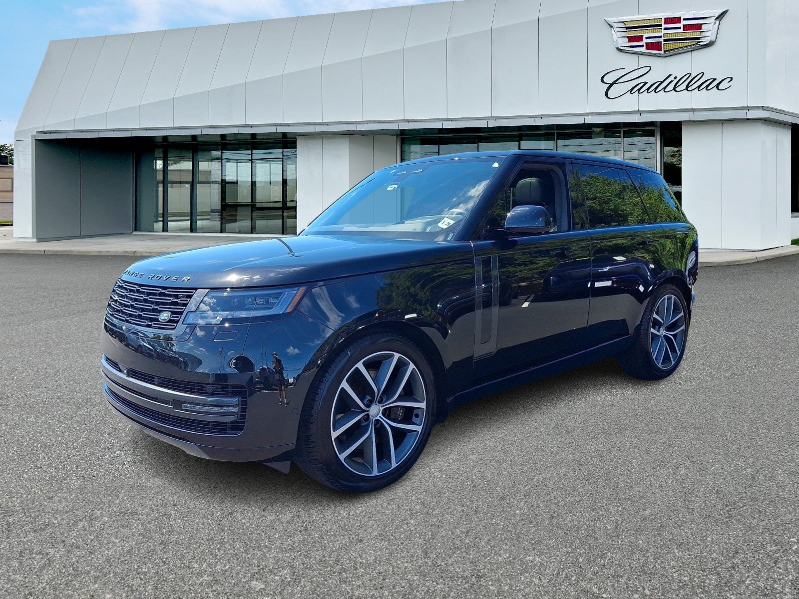 2024 Land Rover Range Rover P530 SE