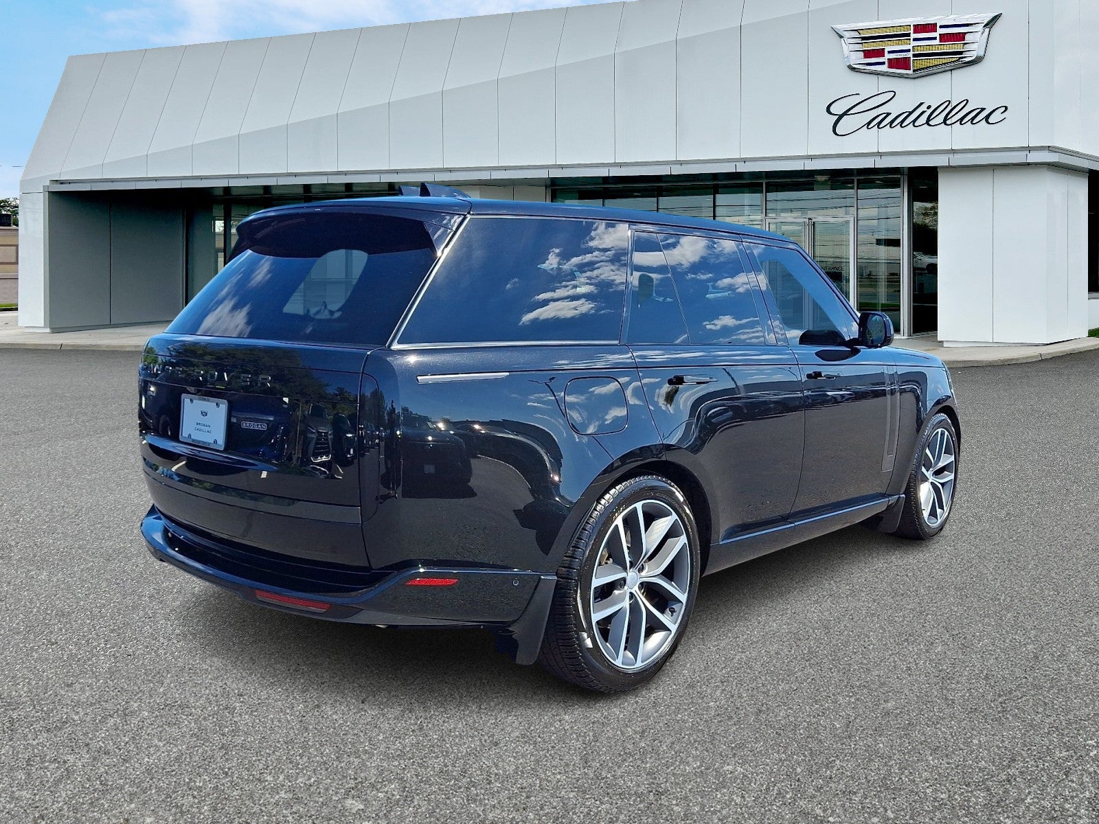 2024 Land Rover Range Rover P530 SE