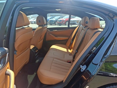 2023 BMW 530 i xDrive