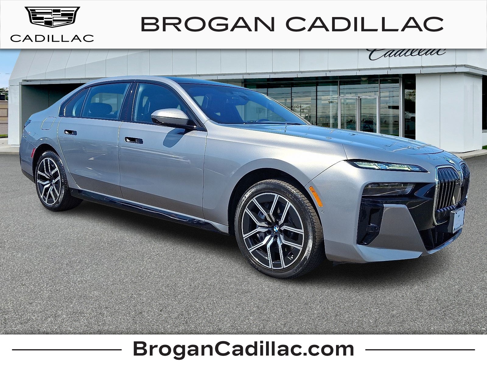 2023 BMW 7 Series 760i xDrive's photo