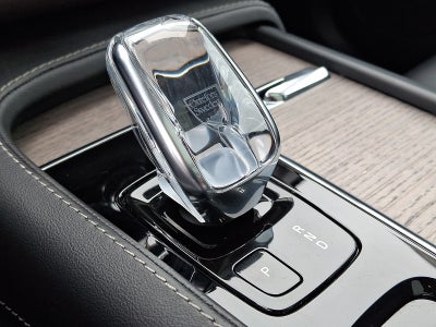 2022 Volvo XC90 Recharge Plug-In Hybrid T8 Inscription Extended Range 6P