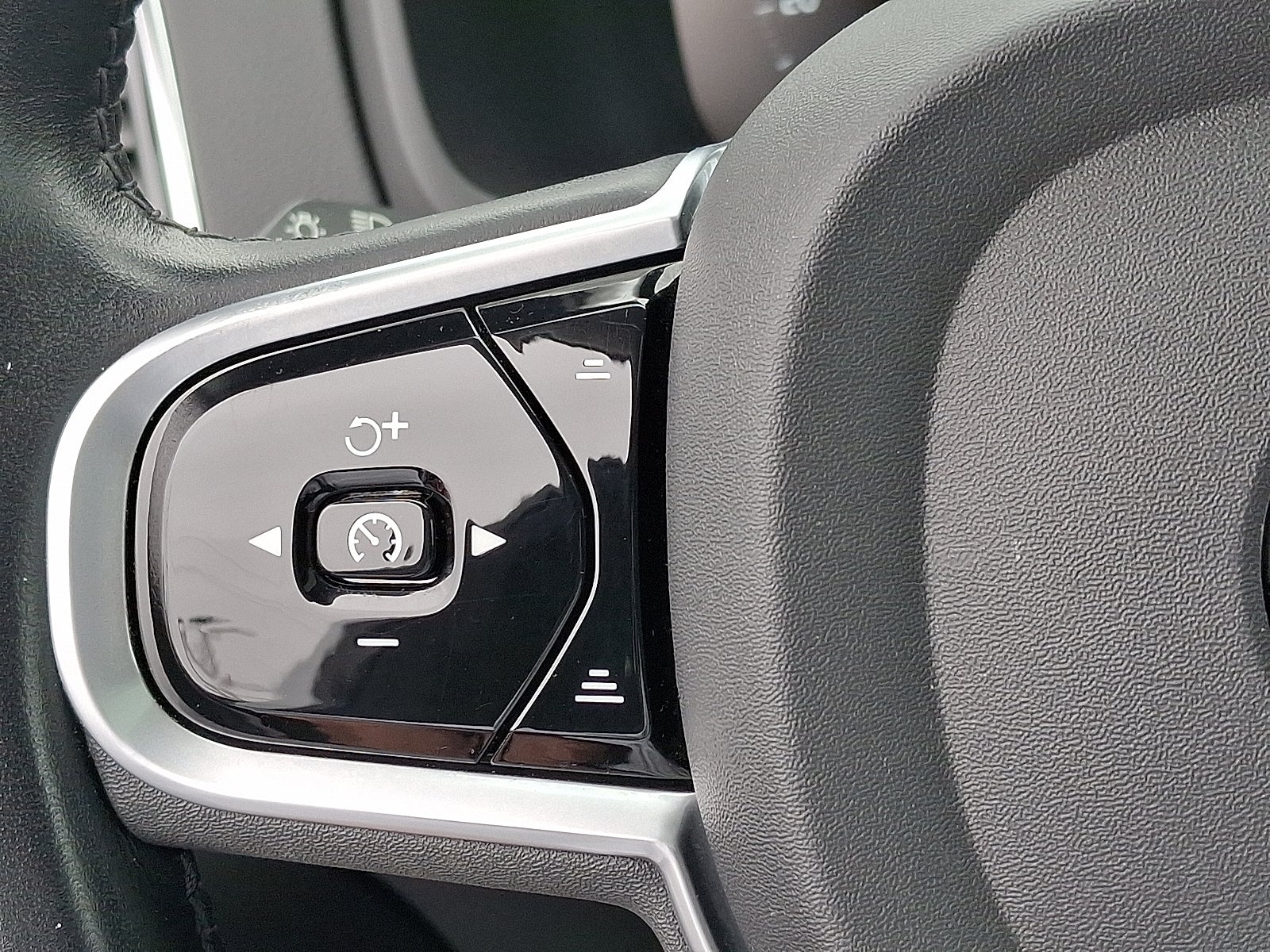 2022 Volvo XC90 Recharge Plug-In Hybrid T8 Inscription Extended Range 6P