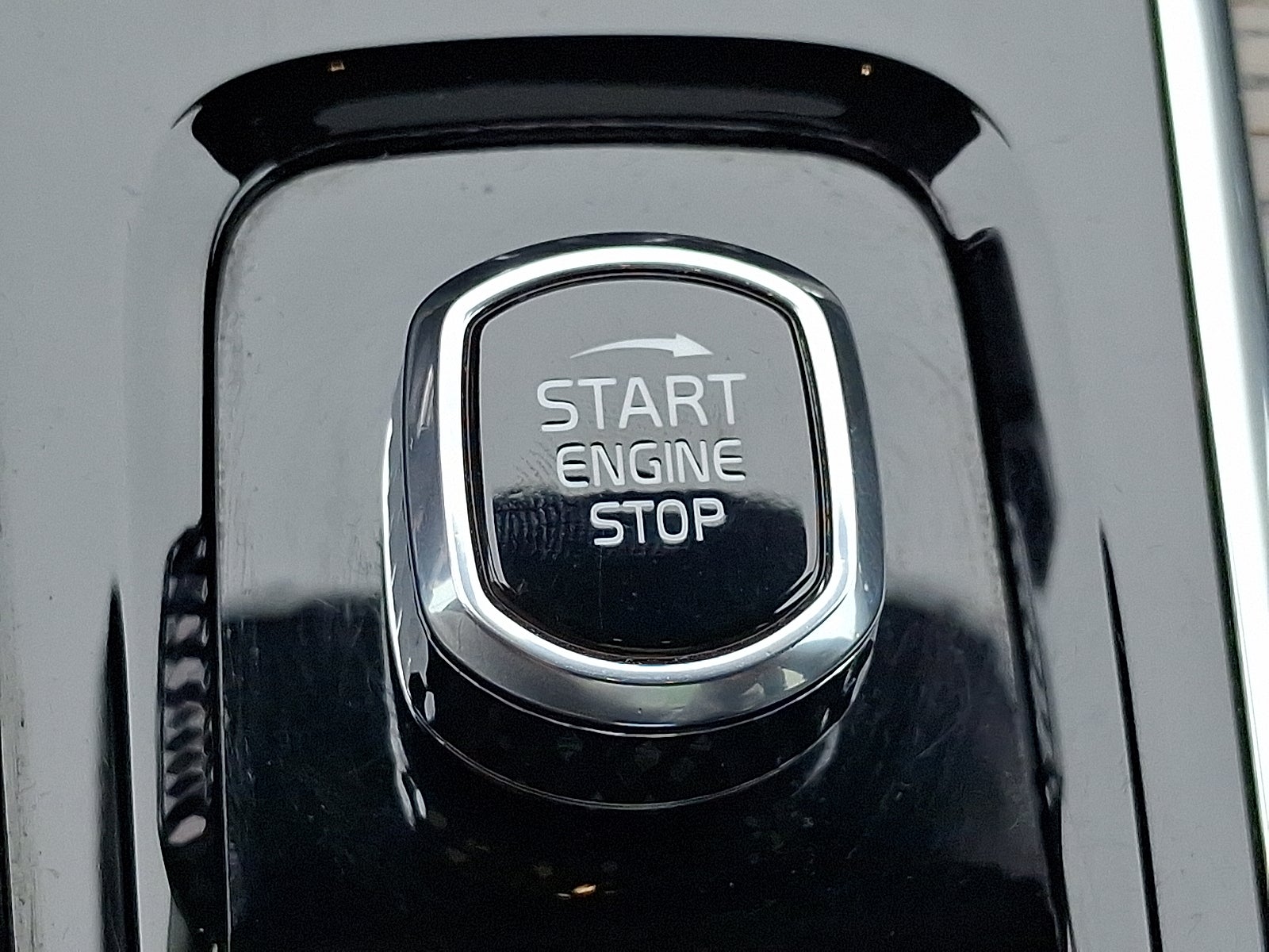 2022 Volvo XC90 Recharge Plug-In Hybrid T8 Inscription Extended Range 6P