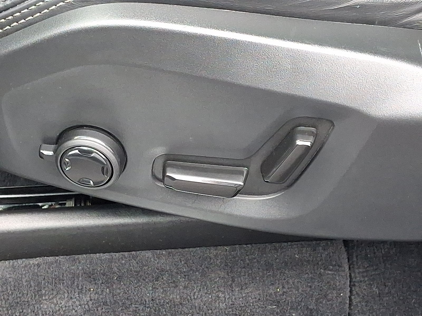 2022 Volvo XC90 Recharge Plug-In Hybrid T8 Inscription Extended Range 6P