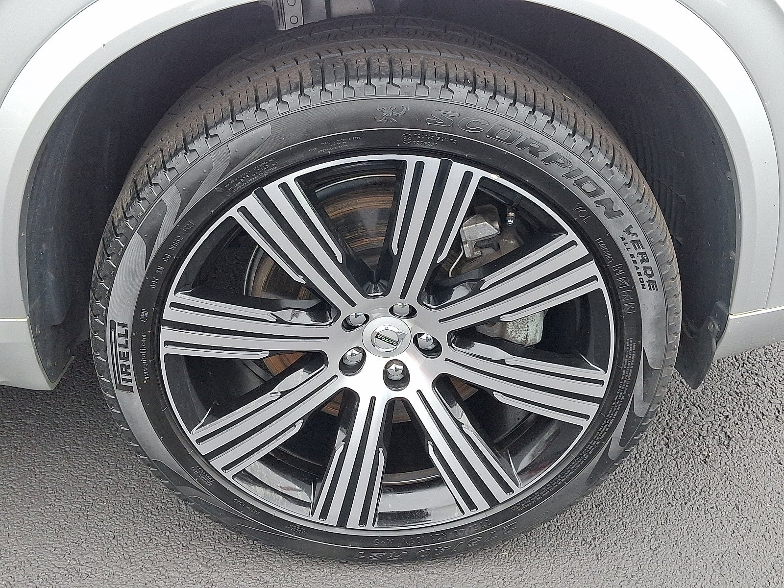 2022 Volvo XC90 Recharge Plug-In Hybrid T8 Inscription Extended Range 6P