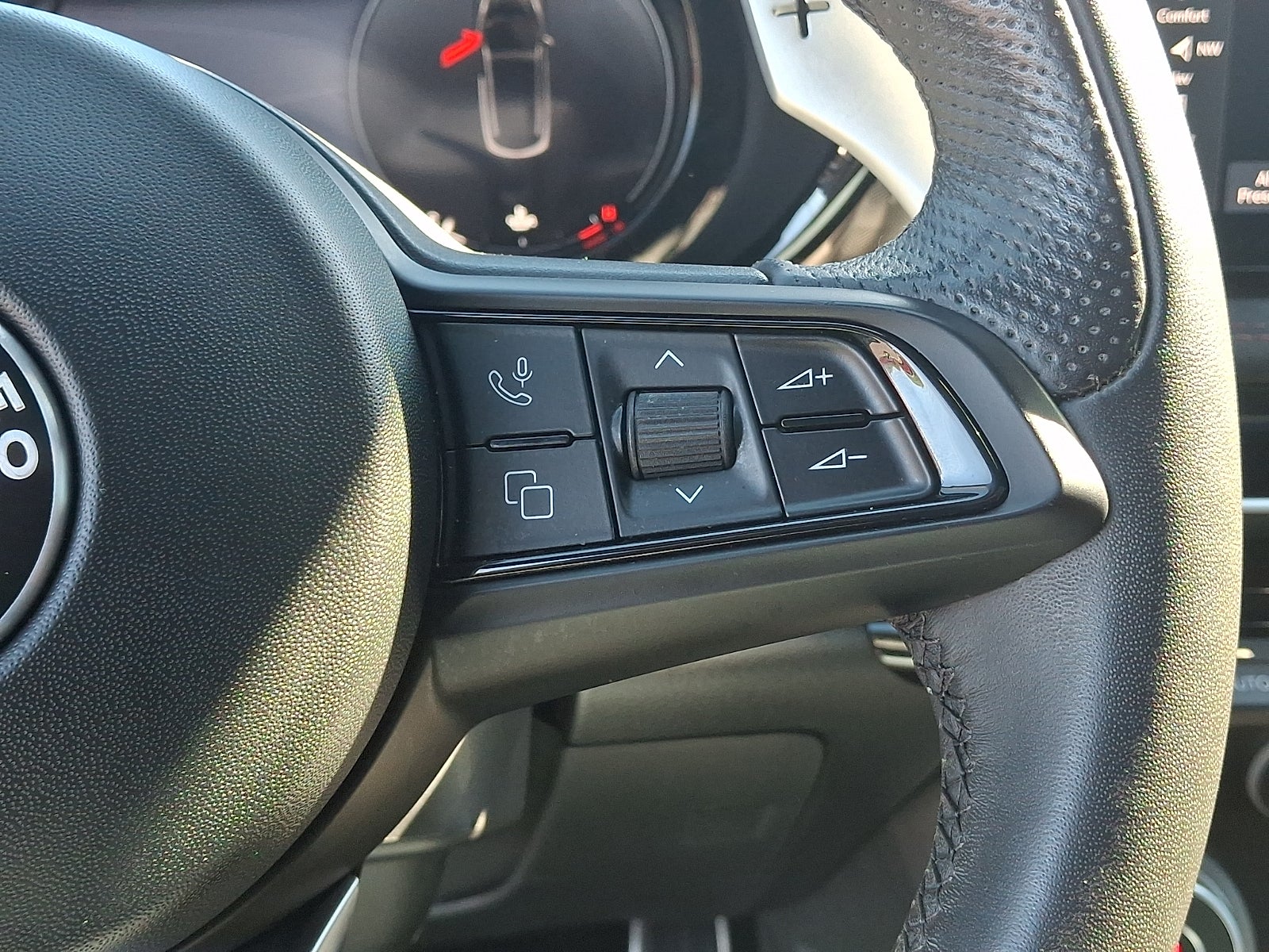 2024 Alfa Romeo Tonale Veloce EAWD